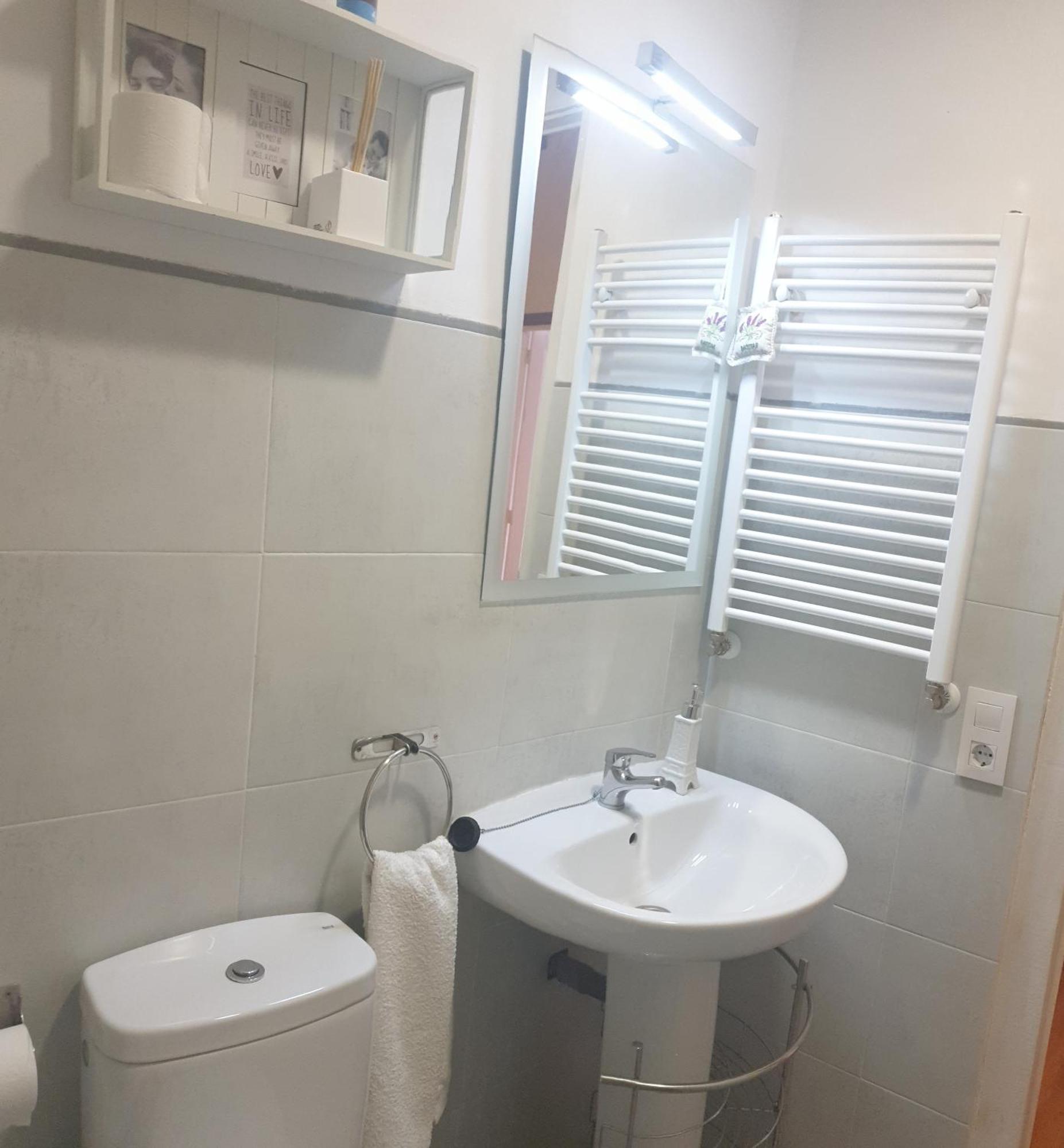 Rey Mundo Otel Munébrega Dış mekan fotoğraf