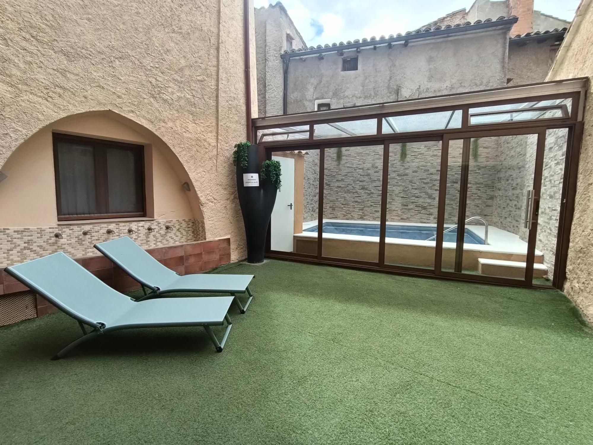 Rey Mundo Otel Munébrega Dış mekan fotoğraf